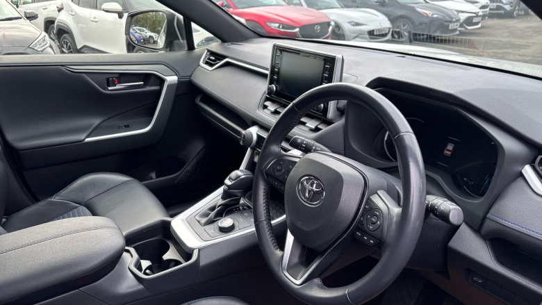 Toyota RAV4 2.5 VVT-i Hybrid Dynamic 5dr CVT Hybrid Estate